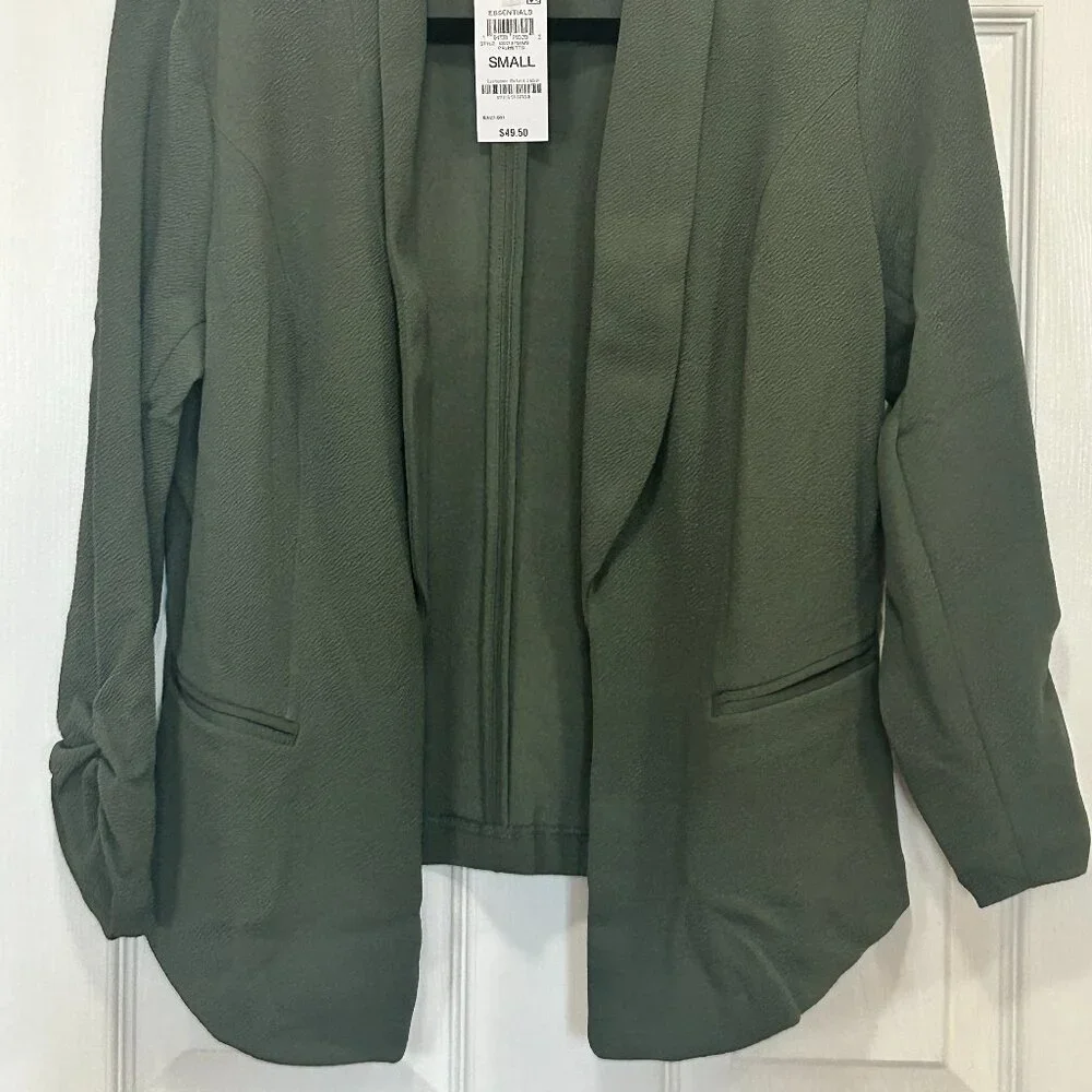 *** NEW *** 3/4 Sleeve Knit Blazer - Size Small - Picture 3 of 5